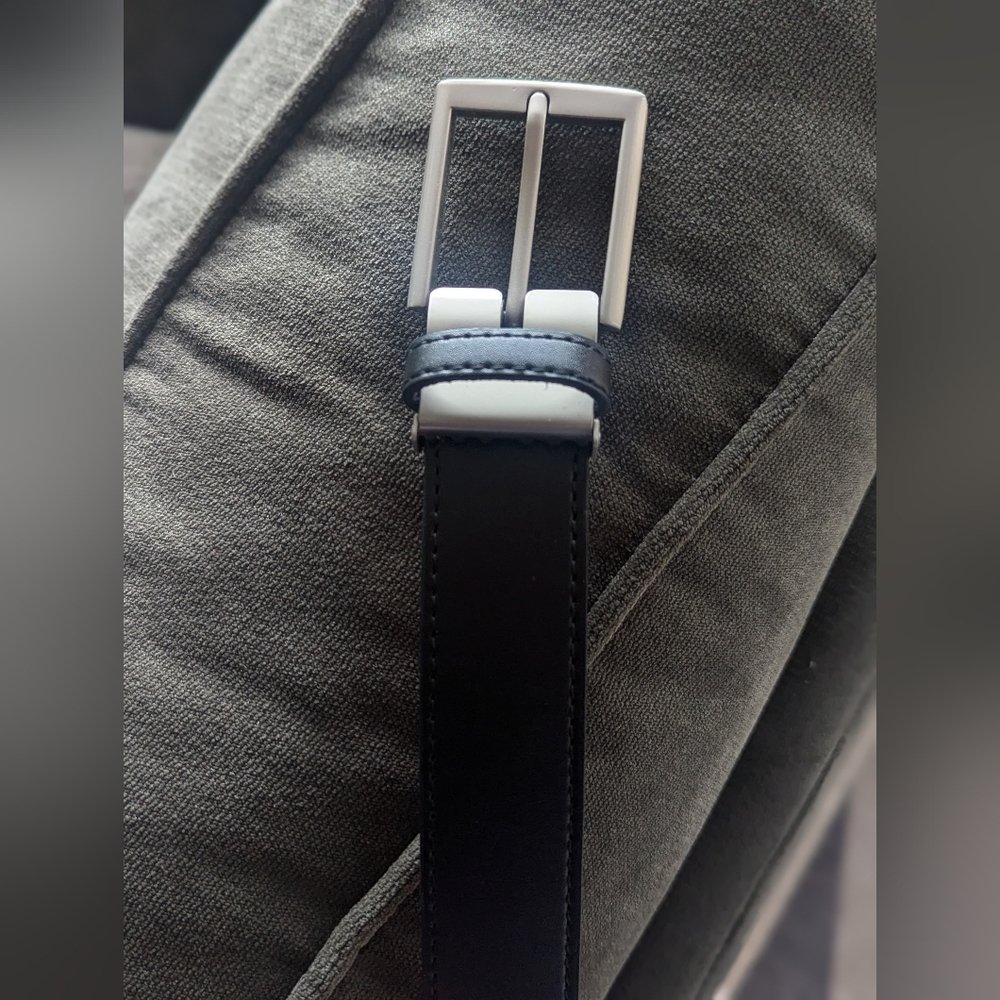 Men's black genuine leather belt